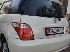 Photo of the vehicle Toyota Ist