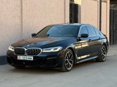 Photo of the vehicle BMW 5 Series