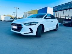 Сүрөт унаа Hyundai Elantra