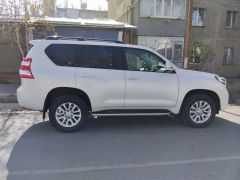 Сүрөт унаа Toyota Land Cruiser Prado