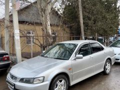 Сүрөт унаа Honda Accord