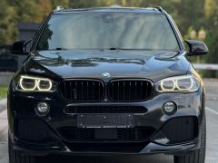 Photo of the vehicle BMW X5