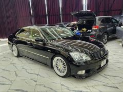 Сүрөт унаа Toyota Crown