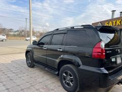 Photo of the vehicle Lexus GX