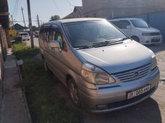 Сүрөт унаа Nissan Serena