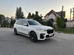 Photo of the vehicle BMW X7