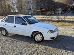 Сүрөт унаа Daewoo Nexia