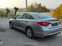 Photo of the vehicle Hyundai Sonata