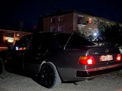 Photo of the vehicle Mercedes-Benz W124