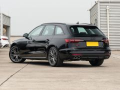 Фото авто Audi S4