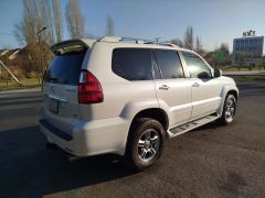 Photo of the vehicle Lexus GX