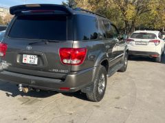 Сүрөт унаа Toyota Sequoia