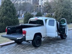 Сүрөт унаа Toyota Tacoma