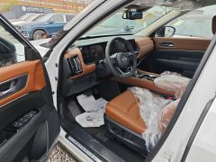 Фото авто Nissan Pathfinder