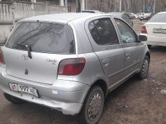 Фото авто Toyota Vitz