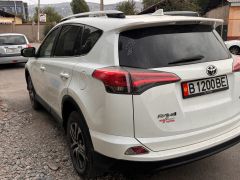 Сүрөт унаа Toyota RAV4