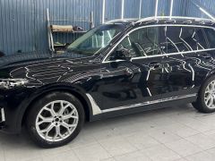 Фото авто BMW X7