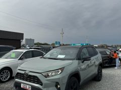 Сүрөт унаа Toyota RAV4