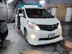 Фото авто Toyota Alphard