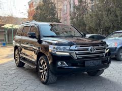 Фото Toyota Land Cruiser  2017