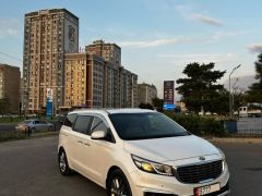 Сүрөт унаа Kia Carnival