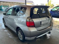 Сүрөт унаа Honda Fit