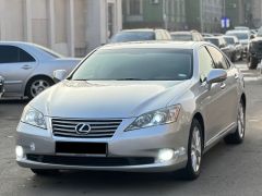 Photo of the vehicle Lexus ES