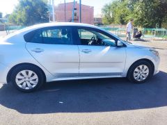 Сүрөт унаа Kia Rio