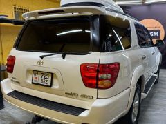 Сүрөт унаа Toyota Sequoia