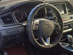 Photo of the vehicle Hyundai Sonata