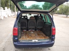 Сүрөт унаа Volkswagen Sharan