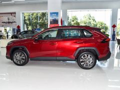 Сүрөт унаа Toyota RAV4