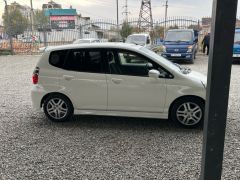 Фото авто Honda Fit