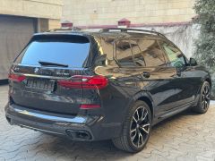 Сүрөт унаа BMW X7