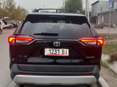 Сүрөт унаа Toyota RAV4