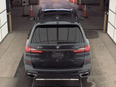 Фото авто BMW X7