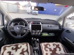 Сүрөт унаа Honda Jazz