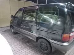 Фото авто Nissan Serena