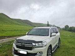 Фото авто Toyota Land Cruiser