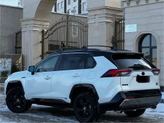 Сүрөт унаа Toyota RAV4