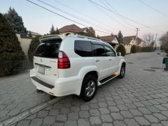 Photo of the vehicle Lexus GX