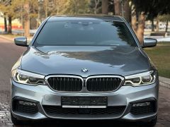 Photo of the vehicle BMW 5 Series