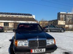 Фото авто Mercedes-Benz W124