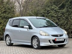 Сүрөт унаа Honda Fit