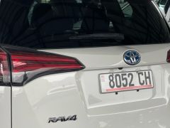 Сүрөт унаа Toyota RAV4