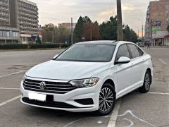 Фото авто Volkswagen Jetta