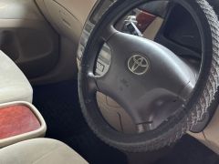 Photo of the vehicle Toyota Ipsum