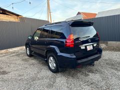 Photo of the vehicle Lexus GX