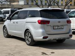 Фото авто Kia Carnival