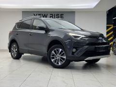 Photo of the vehicle Toyota RAV4